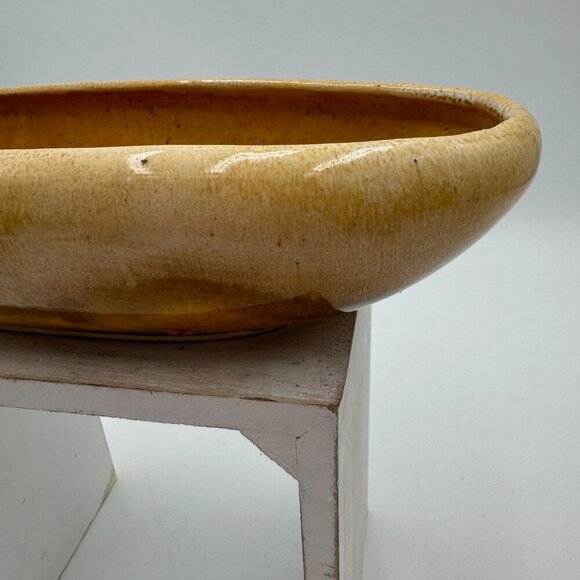 Rare Vintage 8.5” California USA Pottery Oval Planter gold yellow white drip gla - Picture 7 of 13